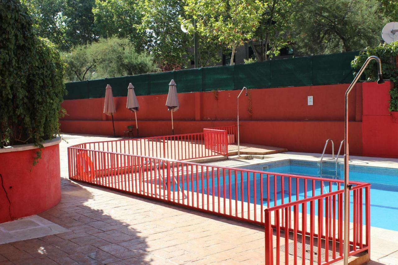 Vivienda Familiar Con Jardin Junto A Ifema Apartman Madrid Kültér fotó