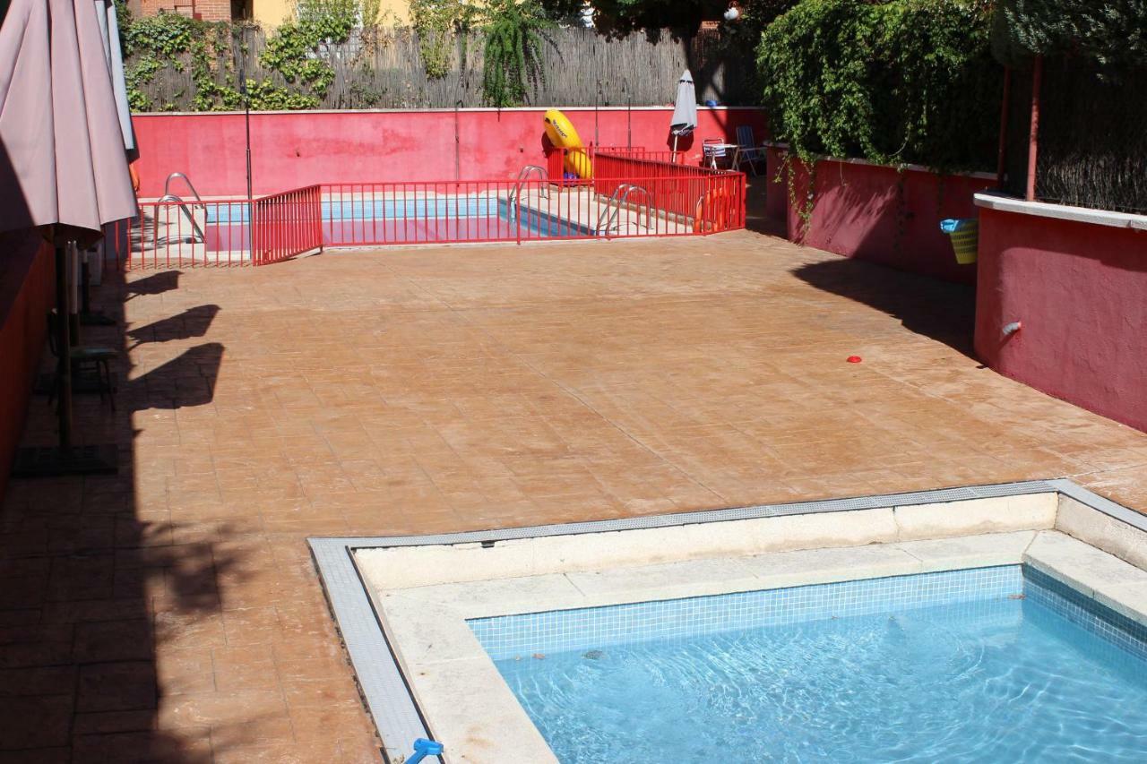 Vivienda Familiar Con Jardin Junto A Ifema Apartman Madrid Kültér fotó