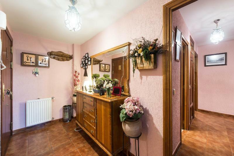 Vivienda Familiar Con Jardin Junto A Ifema Apartman Madrid Kültér fotó