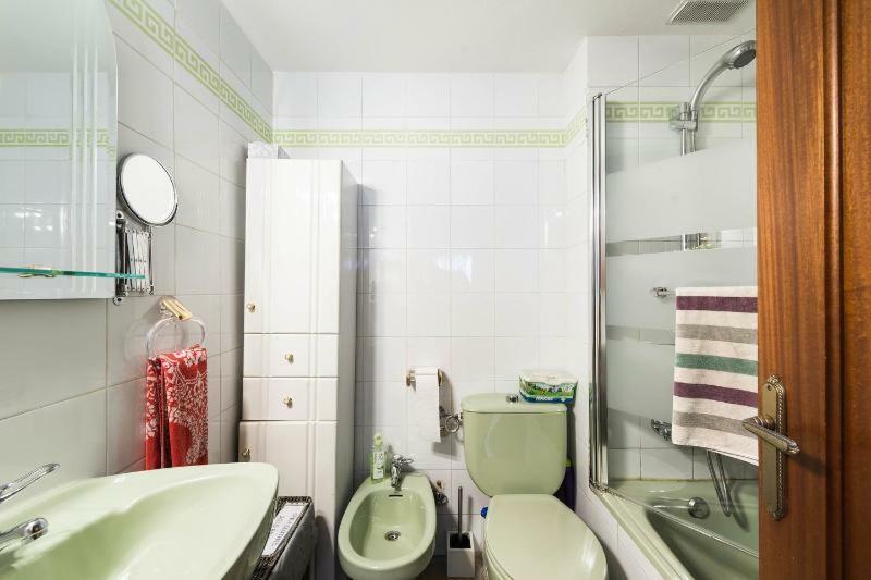Vivienda Familiar Con Jardin Junto A Ifema Apartman Madrid Kültér fotó