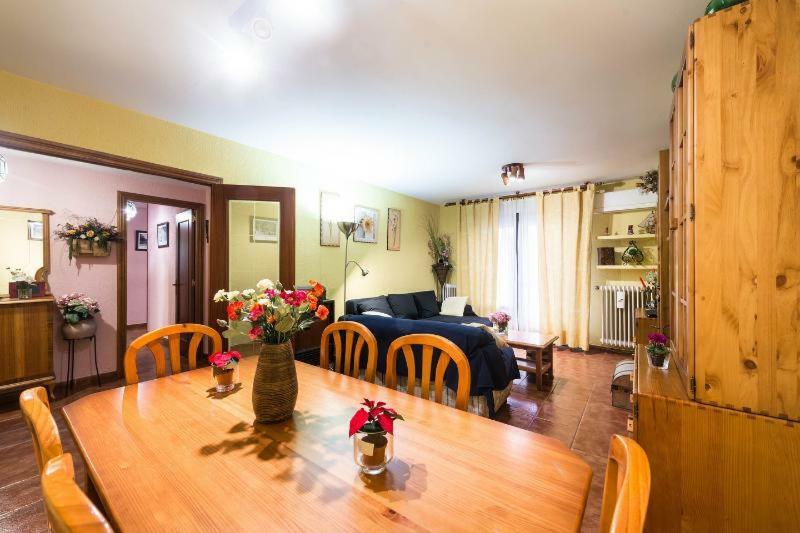 Vivienda Familiar Con Jardin Junto A Ifema Apartman Madrid Kültér fotó