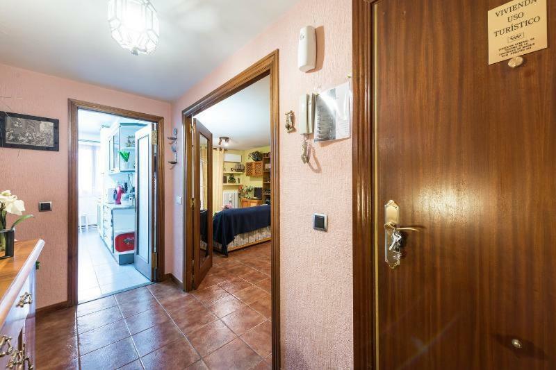 Vivienda Familiar Con Jardin Junto A Ifema Apartman Madrid Kültér fotó